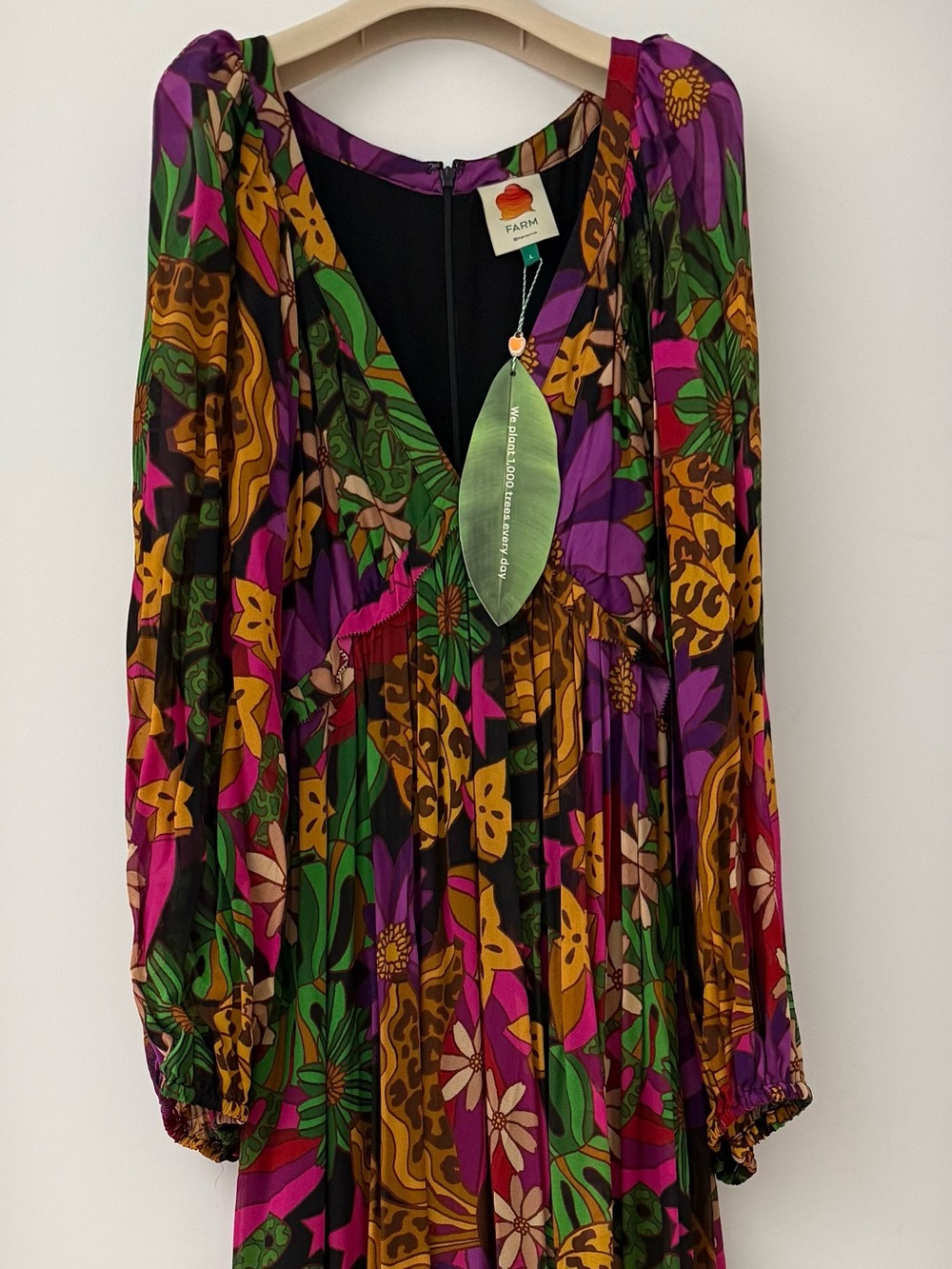 Farm Rio - Star Fruit Maxi Dress — tiered with gathered sleeve - Picture 6 of 10